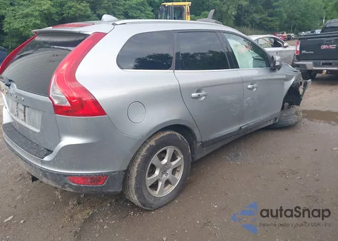 2012 Volvo Xc60 3.2/3.2 Platinum/3.2 Premier/3.2 Premier Plus z USA, uszkodzony, nr VIN YV4952DZ9C2268502